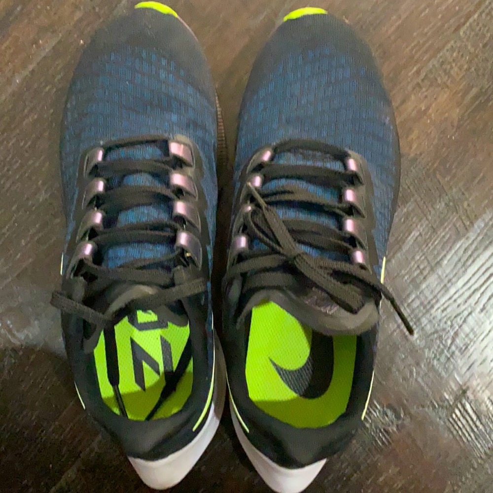 WMNS NIKE AIR ZOOM PEGASUS 37